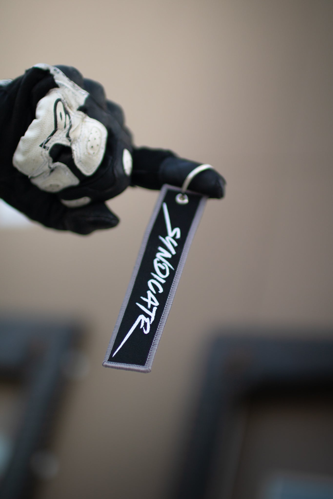 "DISCIPLINE OVER COMFORT" JET TAG