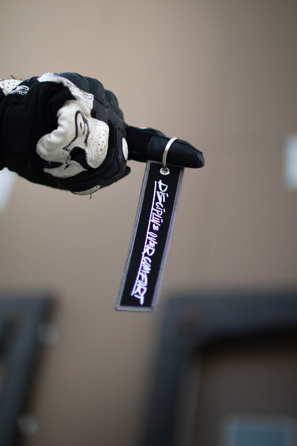 "DISCIPLINE OVER COMFORT" JET TAG